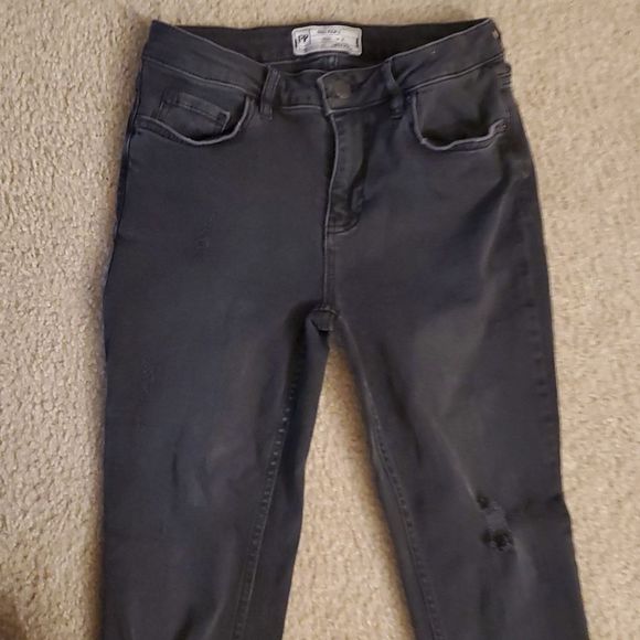Free People Great Heights Stone Washed Black Frayed Distressed Skinny Jeans- 26 - Picture 6 of 9